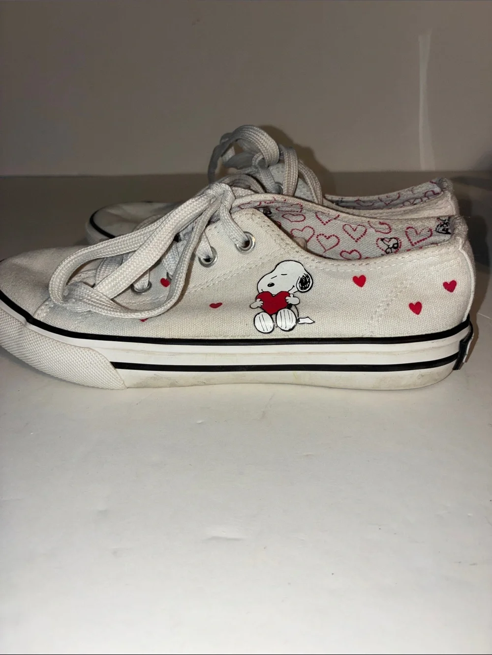 Snoopy, White Canvas Sneakers, Child’s Size 1